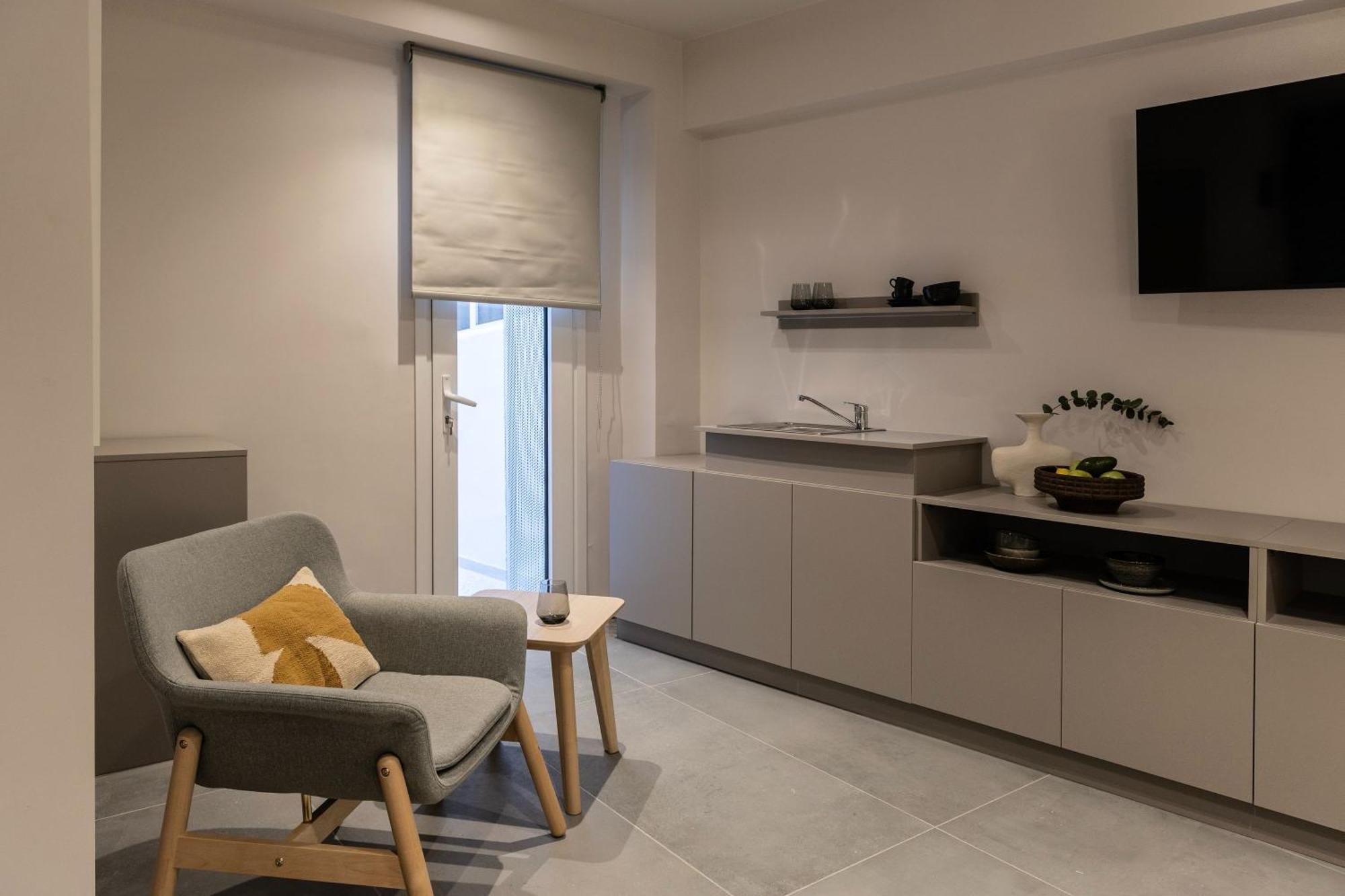 Celestial Athens Suites At Praxitelous エクステリア 写真