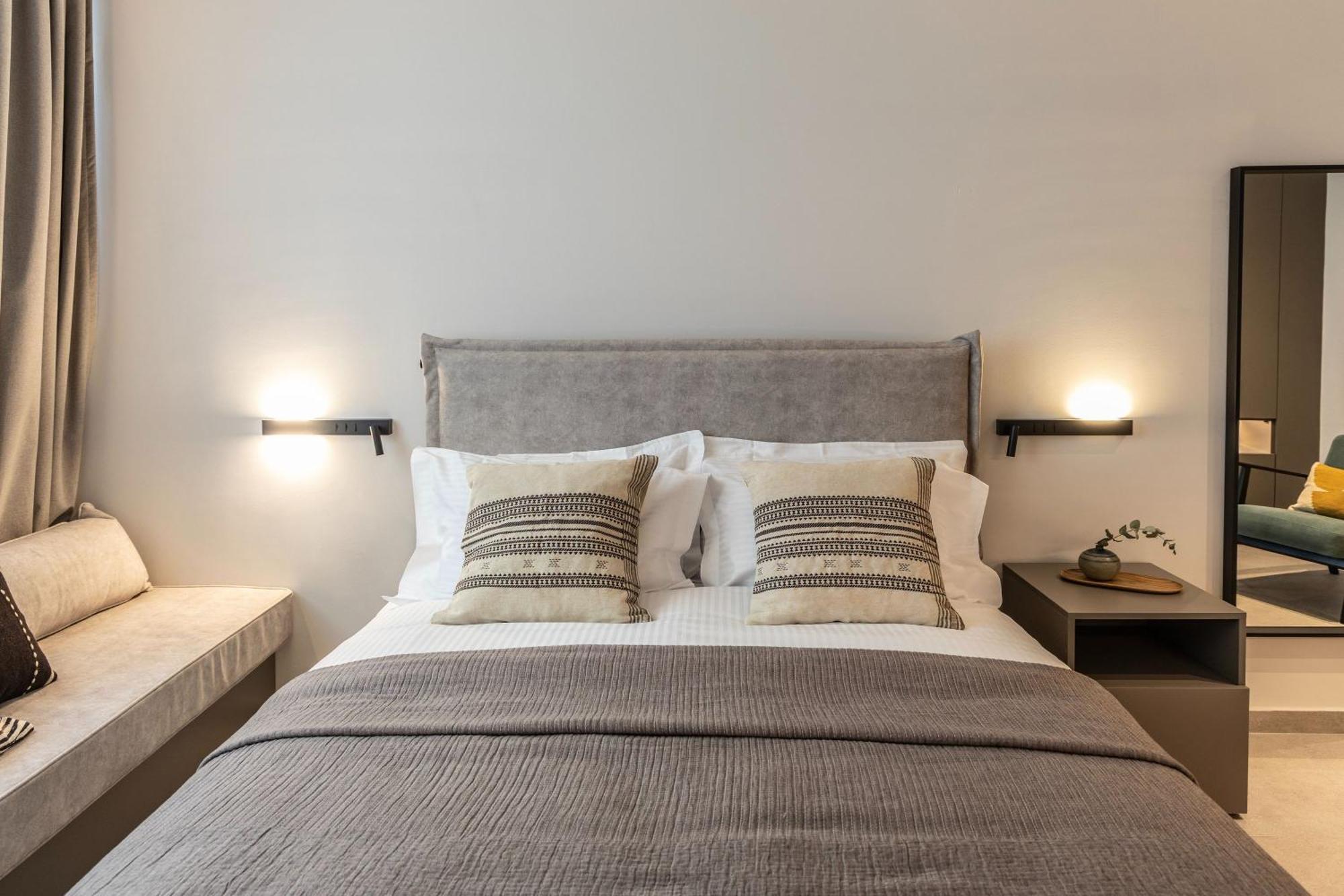 Celestial Athens Suites At Praxitelous エクステリア 写真