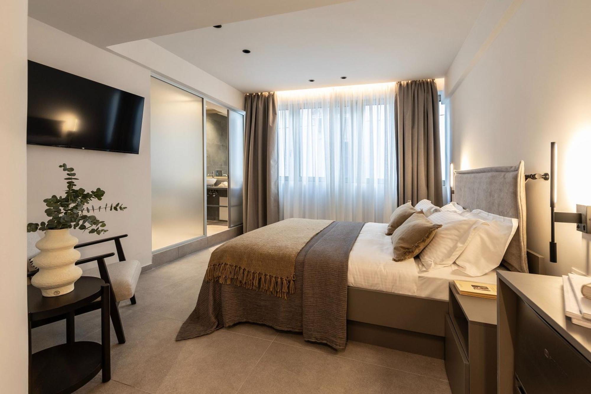 Celestial Athens Suites At Praxitelous エクステリア 写真