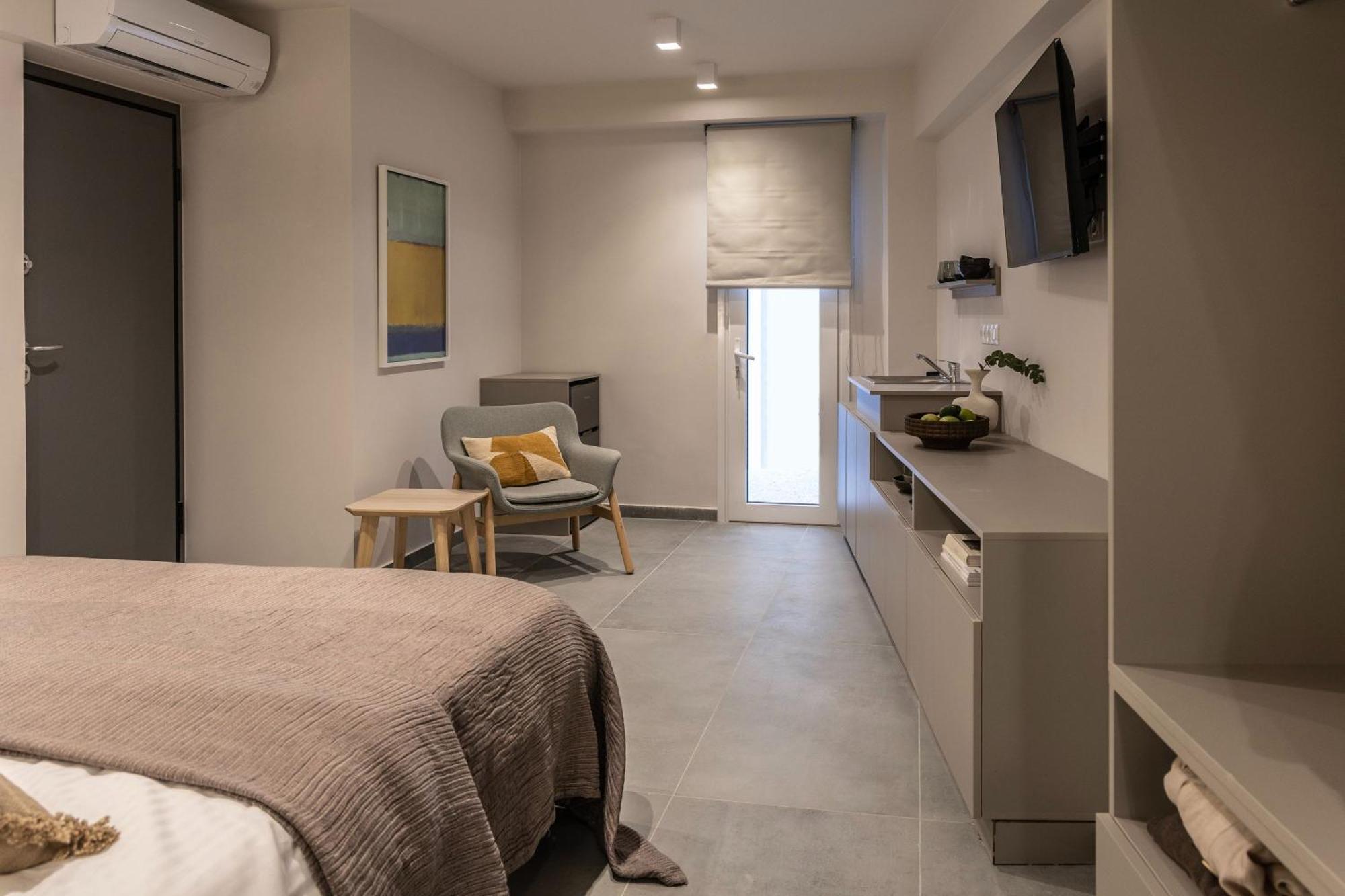 Celestial Athens Suites At Praxitelous エクステリア 写真