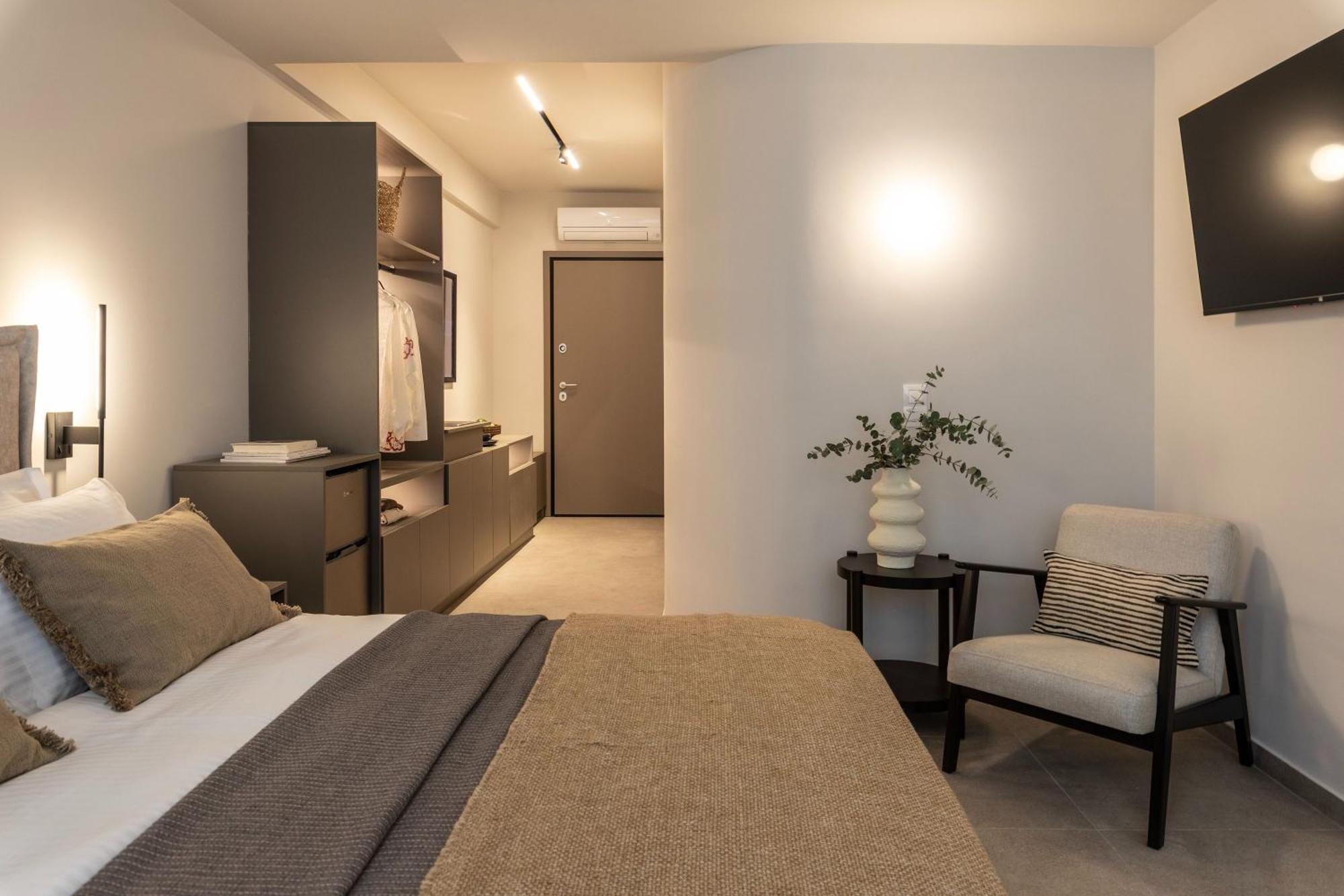 Celestial Athens Suites At Praxitelous エクステリア 写真