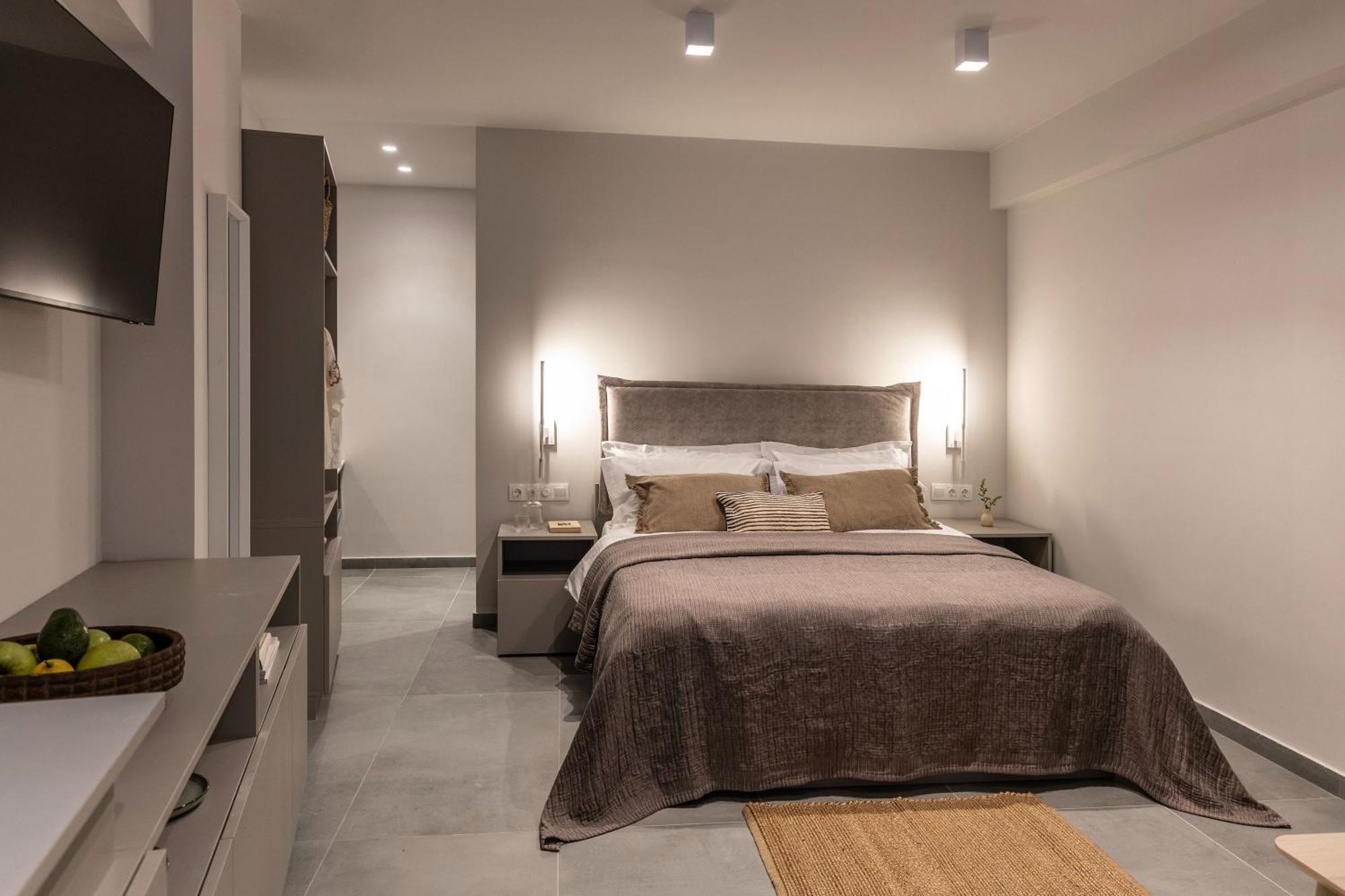 Celestial Athens Suites At Praxitelous エクステリア 写真
