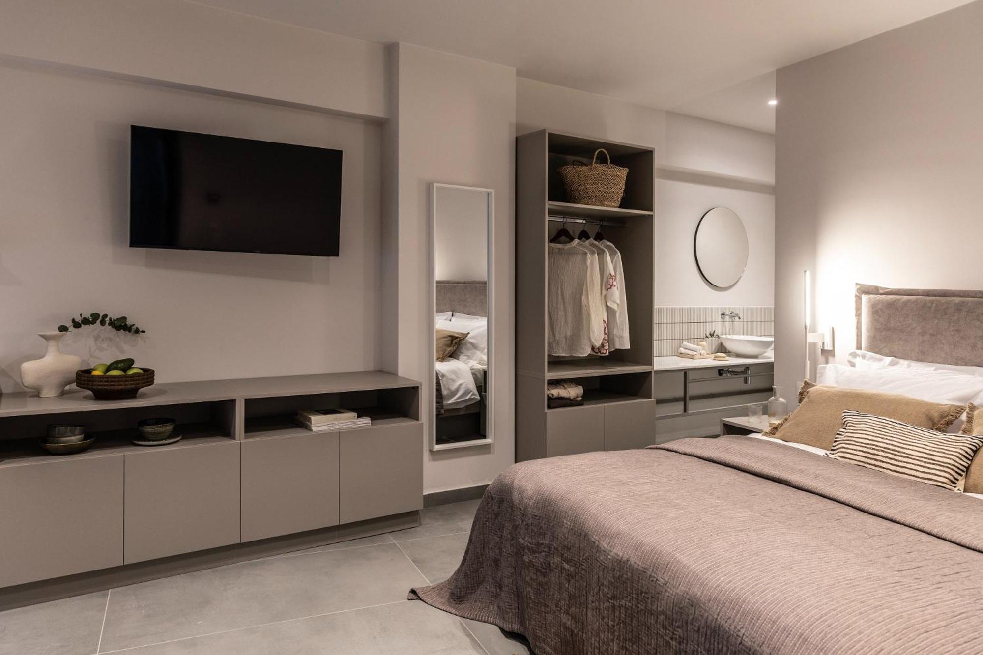 Celestial Athens Suites At Praxitelous エクステリア 写真