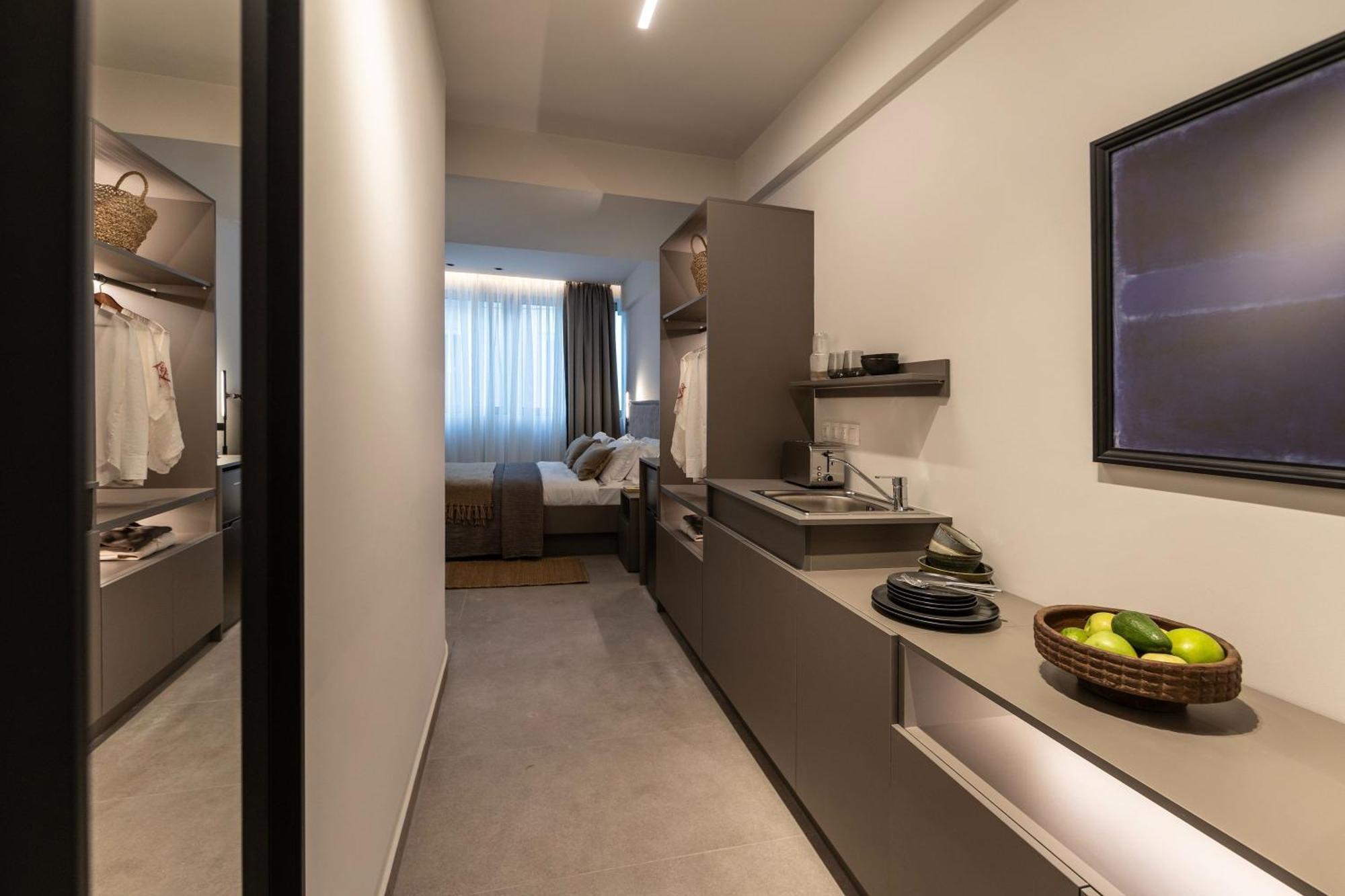 Celestial Athens Suites At Praxitelous エクステリア 写真