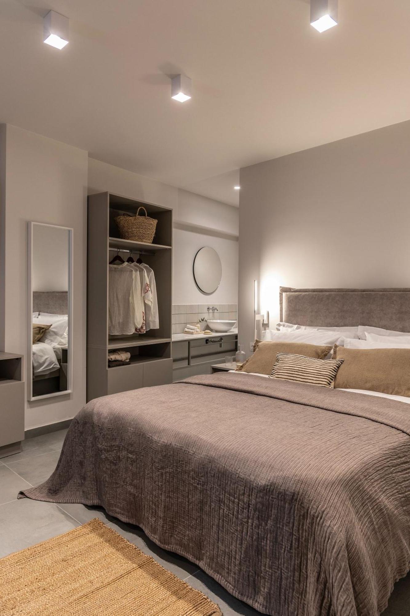 Celestial Athens Suites At Praxitelous エクステリア 写真