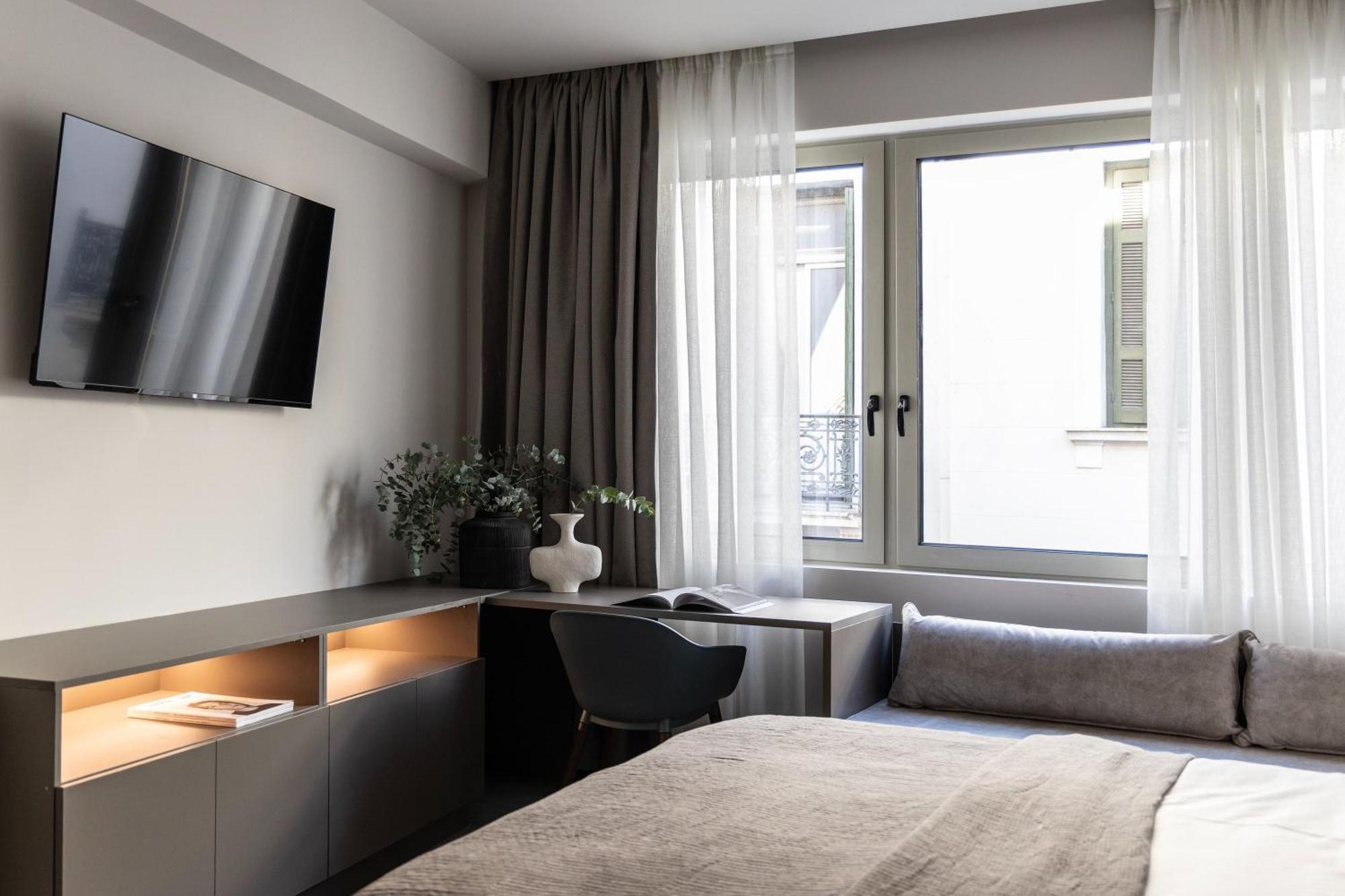 Celestial Athens Suites At Praxitelous エクステリア 写真