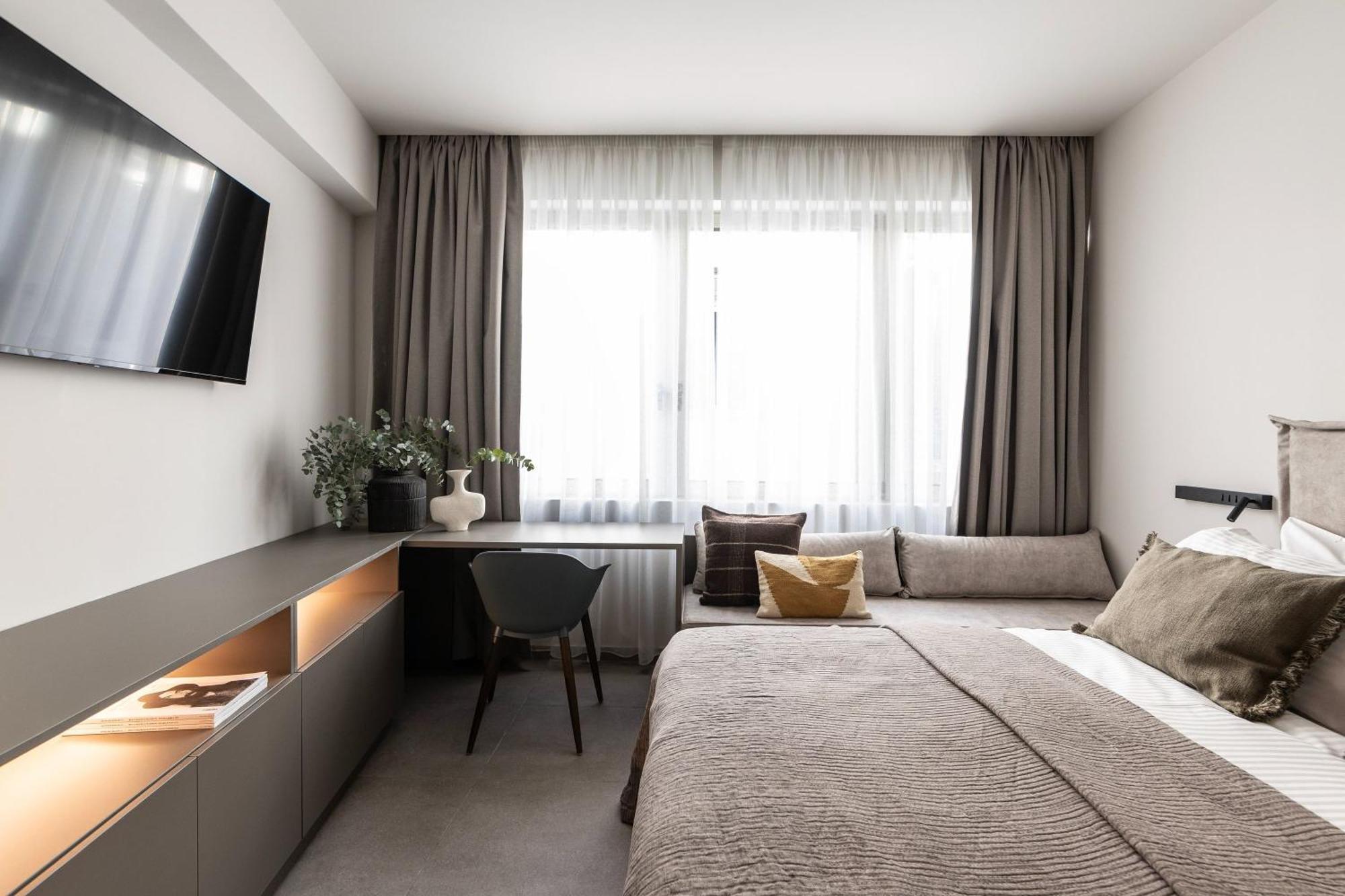 Celestial Athens Suites At Praxitelous エクステリア 写真