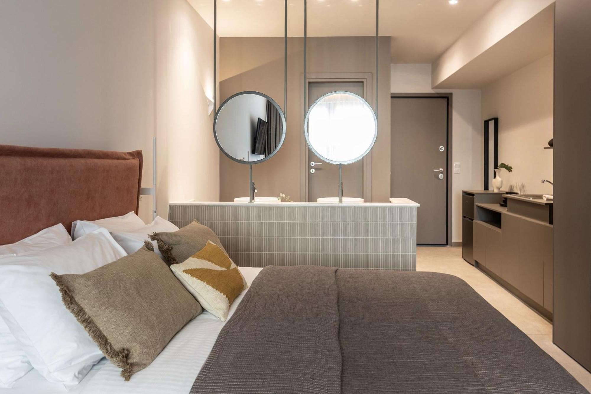 Celestial Athens Suites At Praxitelous エクステリア 写真