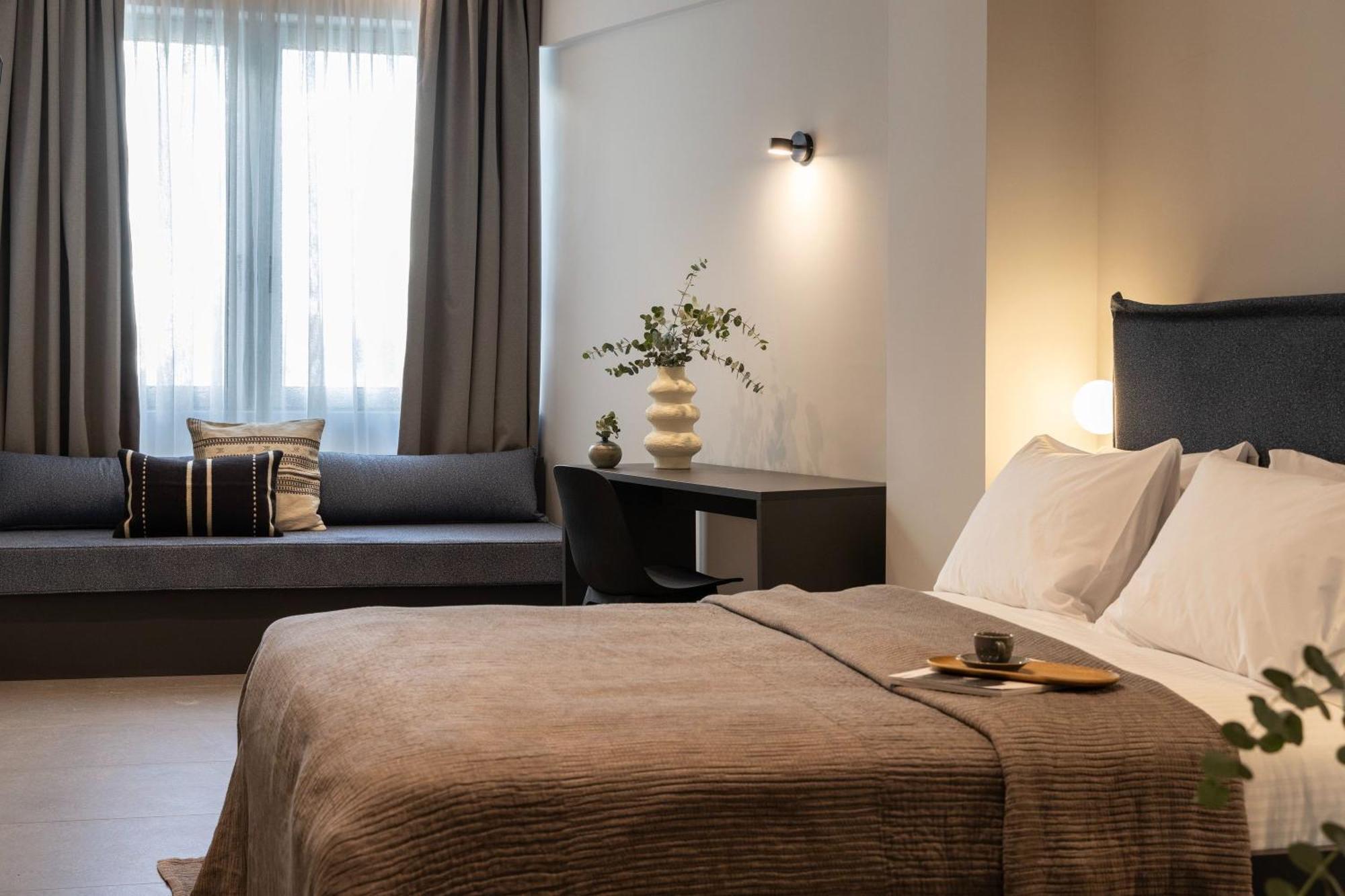 Celestial Athens Suites At Praxitelous エクステリア 写真