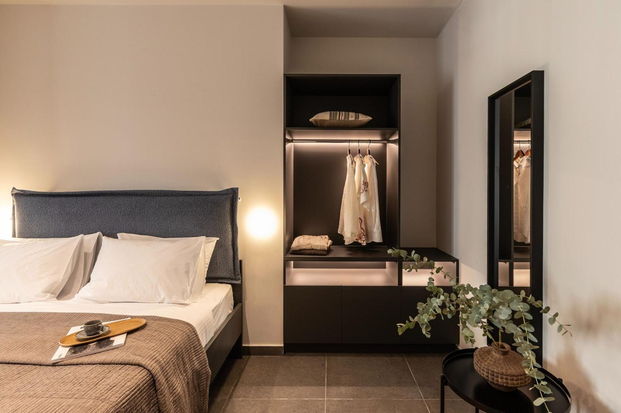 Celestial Athens Suites At Praxitelous エクステリア 写真